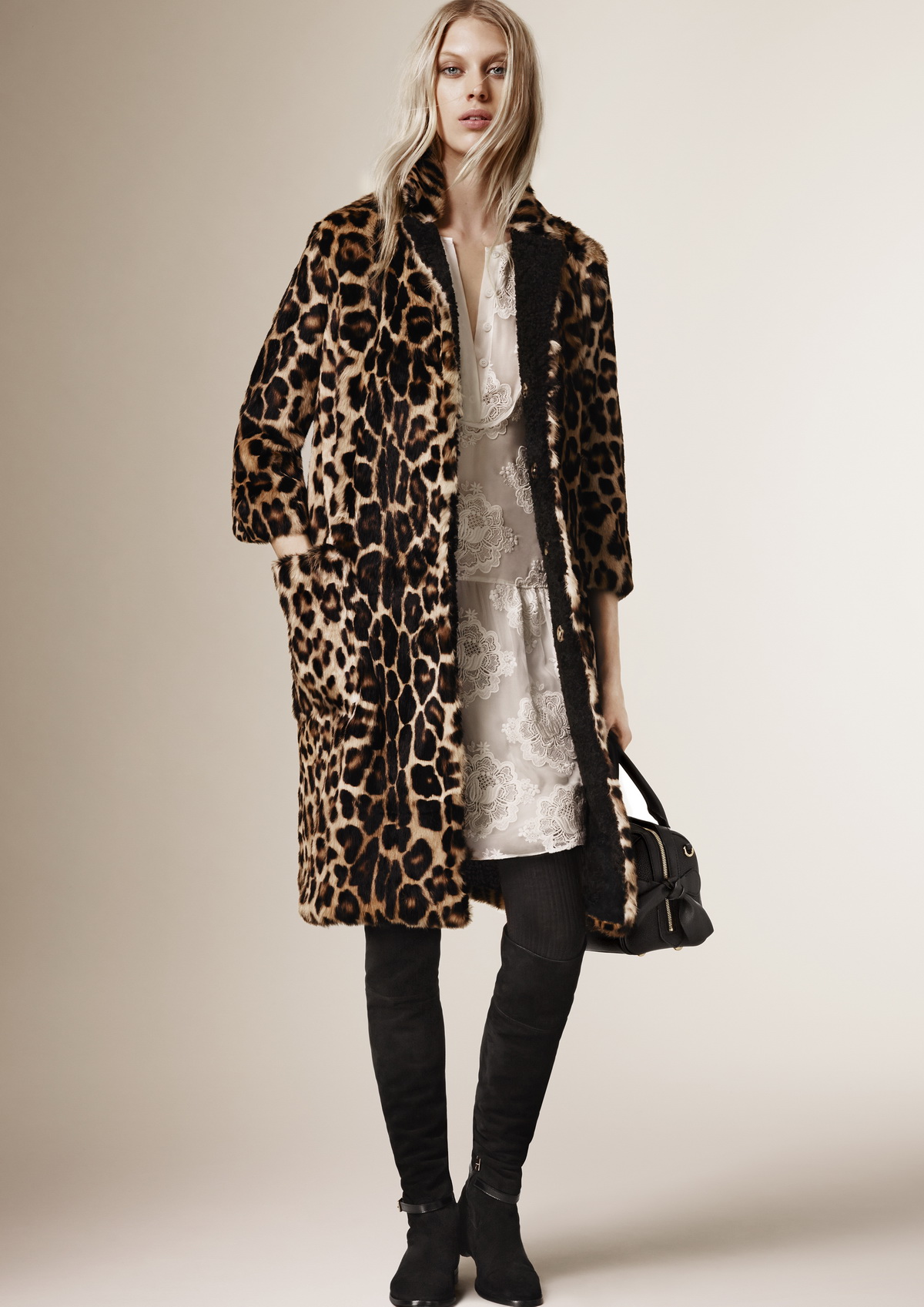Burberry Prorsum Womenswear Autumn_Winter 2015 Pre-Collection 09