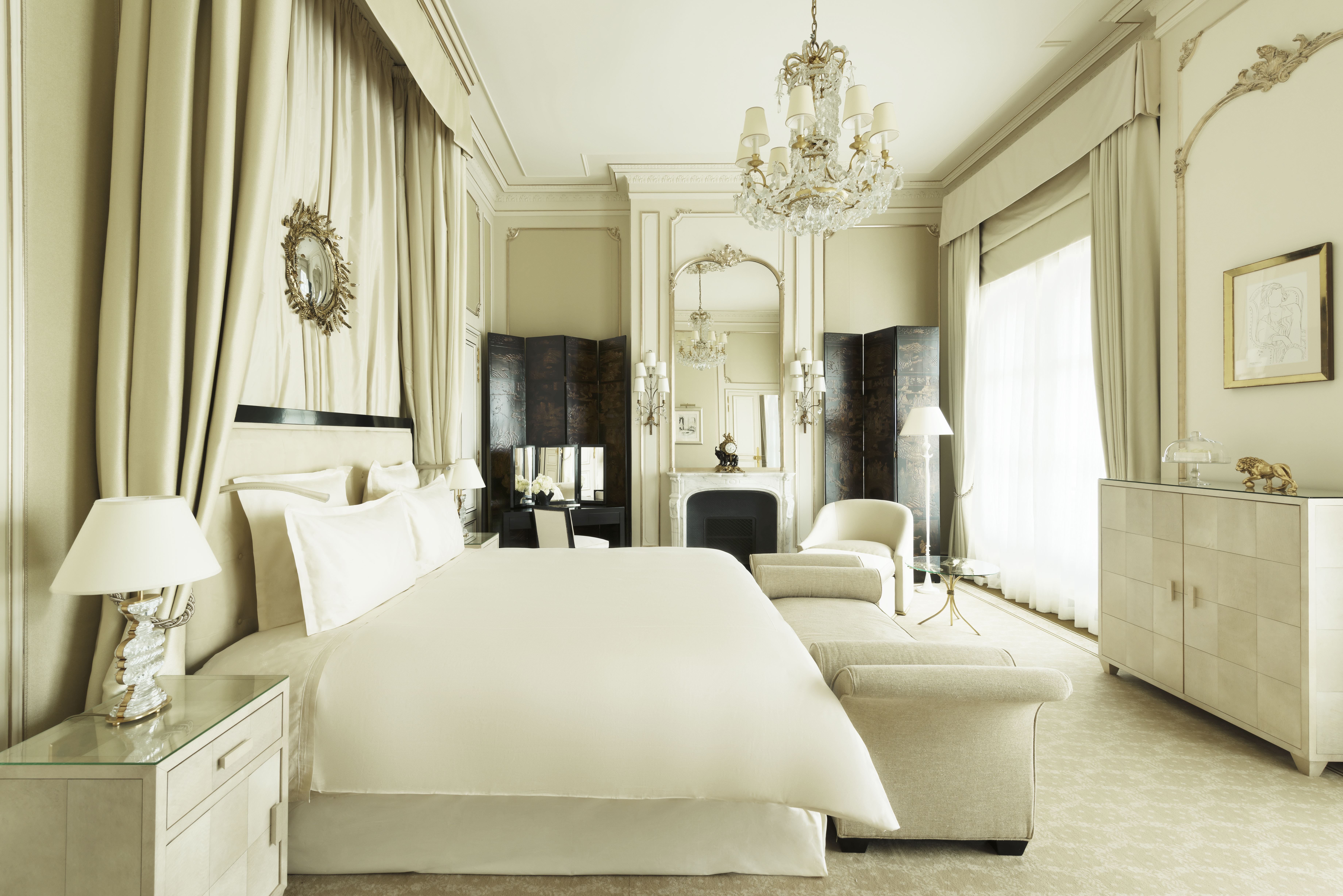 LHW_Ritz Paris_Suite_Coco_Chanel_(1)