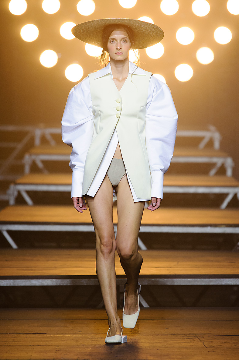 Paris Woman Fashion Week Spring Summer 2017 Jacquemus show