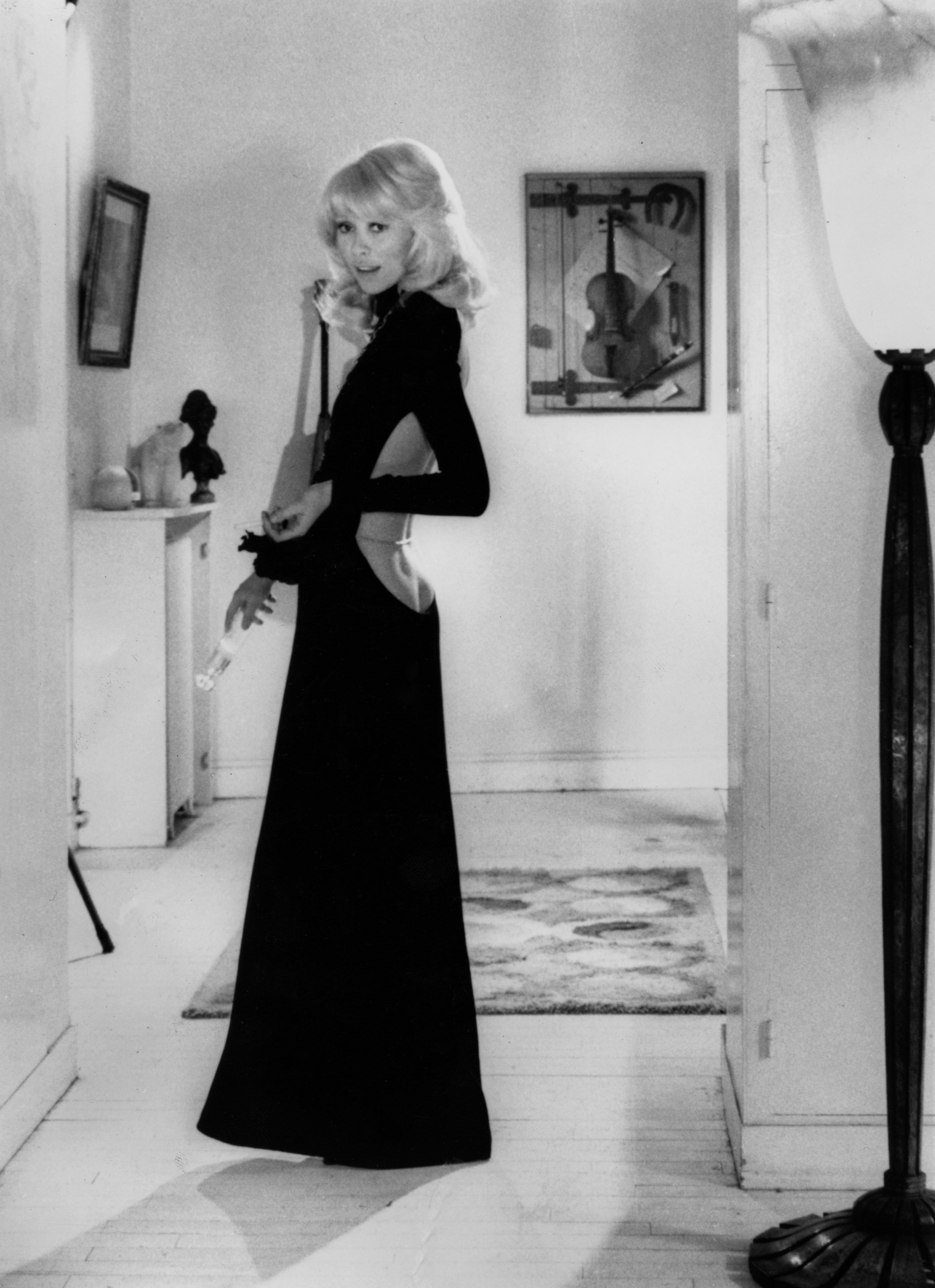 XRD1704954 Tall Blond Man with One Black Shoe by YvesRobert with Mireille Darc here wearing a dress by Guy Laroche, 1973; (add.info.: Le grand blond avec une chaussure noire de YvesRobert avec Mireille Darc ici dans une robe de Guy Laroche, 1973 Neg:A76638PL --- Tall Blond Man with One Black Shoe by YvesRobert with Mireille Darc here wearing a dress by Guy Laroche, 1973); EDITORIAL USE ONLY;  out of copyright